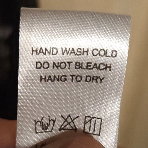 Doe & Rae Black Floral Flowy Tank Mesh Straps Medium - Picture 7 of 7